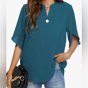 NWOT Blue Women's Top with Button Detail Plus Size 2X